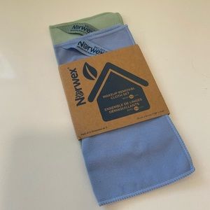 NWT Norwex (2) Makeup Removal Cloths